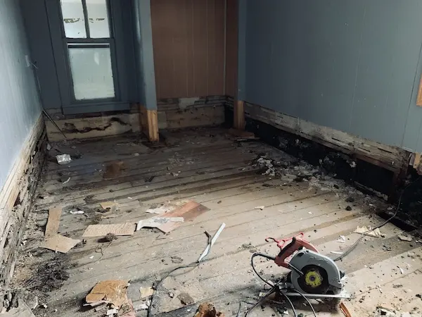 Burst Pipe Water Damage in Papillion, NE